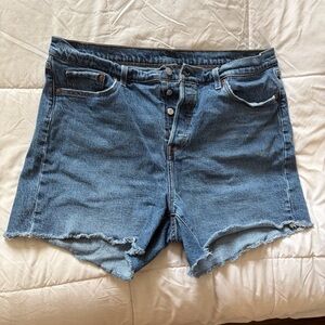 Levi's Women's 501 Original Shorts Medium Wash Size 16W Blue Denim